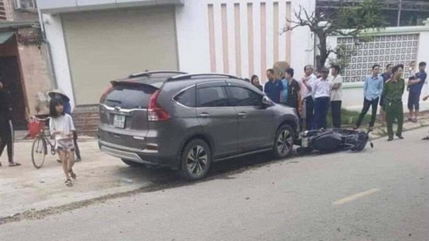 Khởi tố người phụ nữ lái ô tô tông chết 2 mẹ con ở Phú Thọ